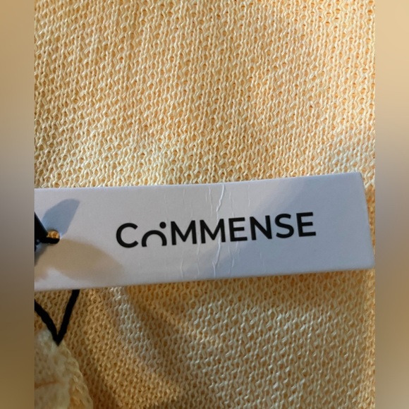 Commense Sleeveless Ruffle Hem Sweater Vest - Picture 2 of 4